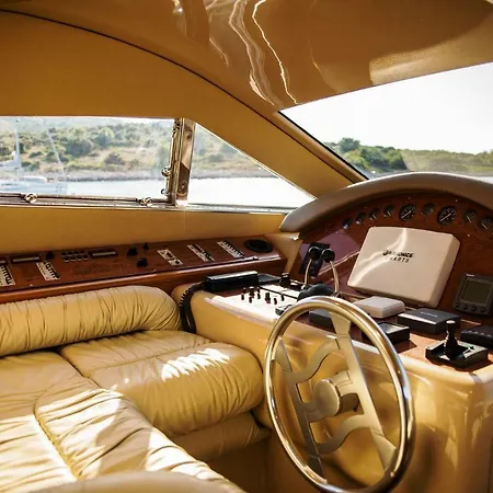 Motoryacht Paradise 2 *